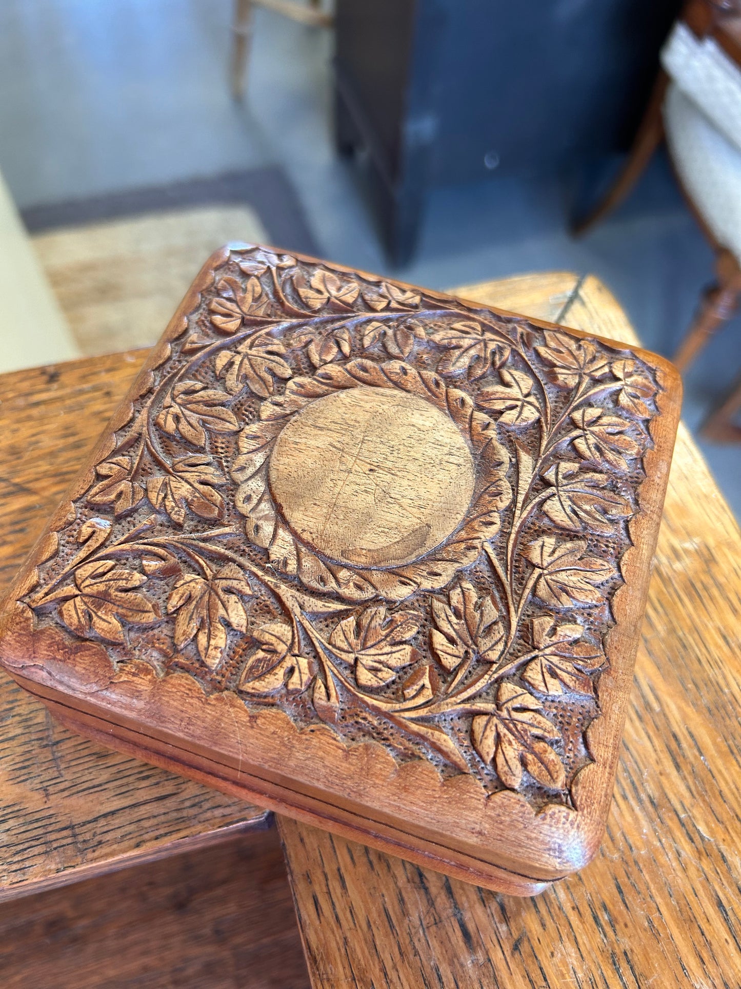 Vintage carved Trinket keepsake box