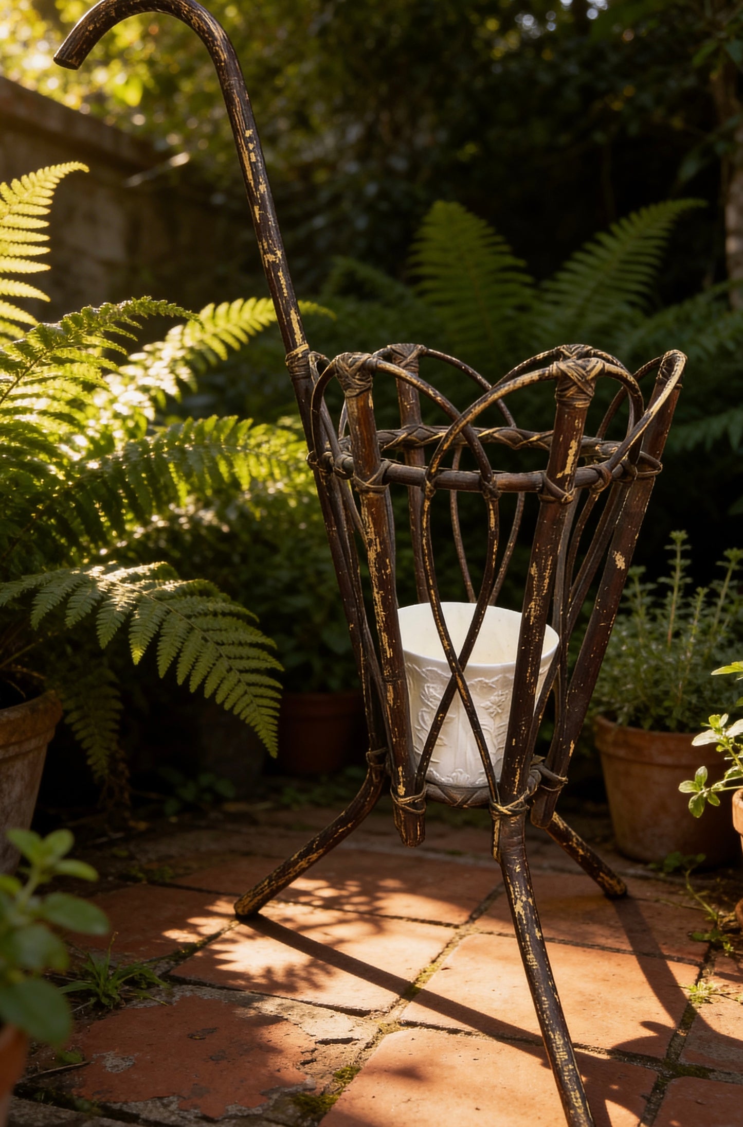 Vintage Bamboo Retro Umbrella Hall Plant Display Stand Unique Item