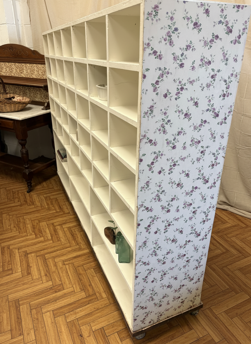 Reclaimed BIG Shop Unit Wood Pigeon Hole Shelving Sorting Storage sections