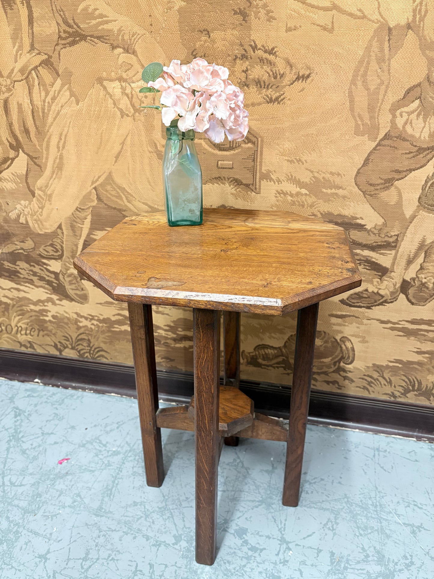 Heavy Art Deco occasional table with square legs and undertier