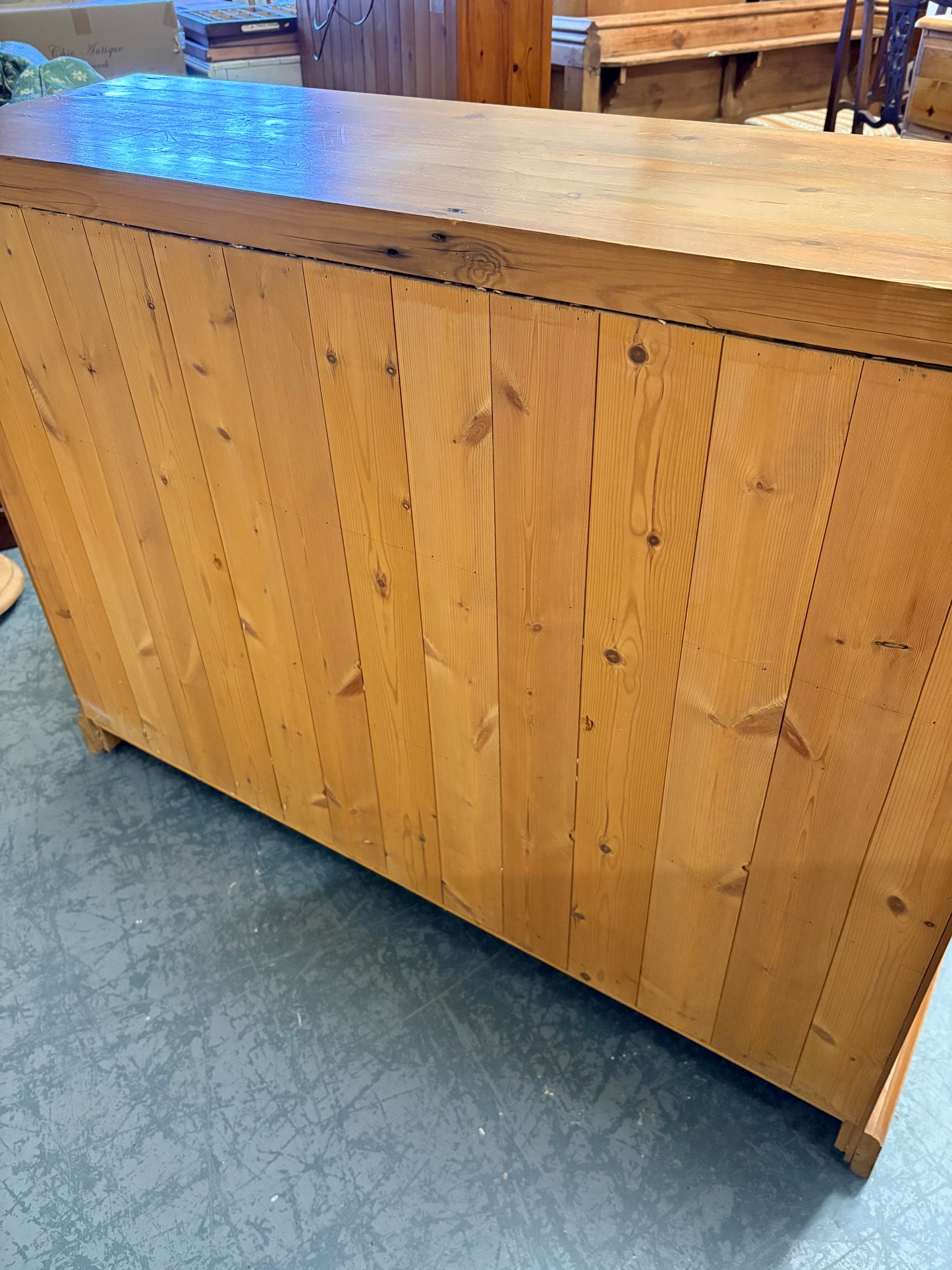 Quality Vintage pine 3 door Storage Cabinet Sideboard Country Farmhouse style