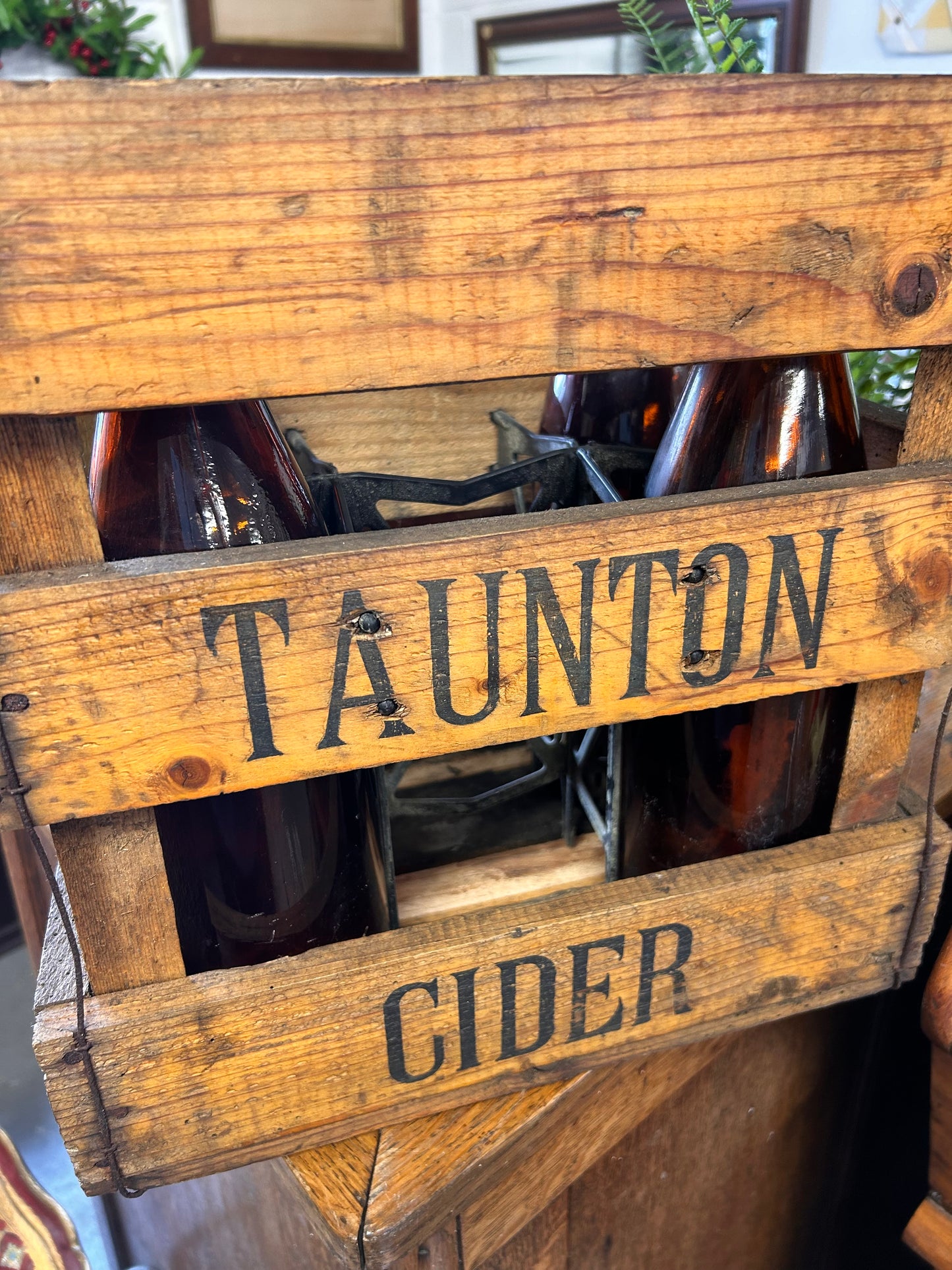 Taunton Cider drinks crate 1930s genuine original excellent item