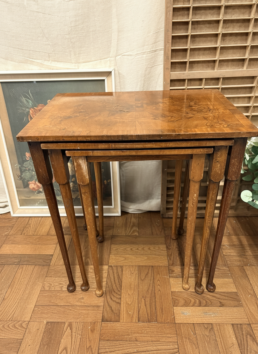 Nest of Antique Burr Walnut Coffee / lamp side / living room tables