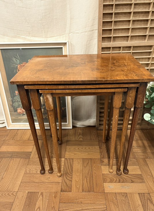 Nest of Antique Burr Walnut Coffee / lamp side / living room tables