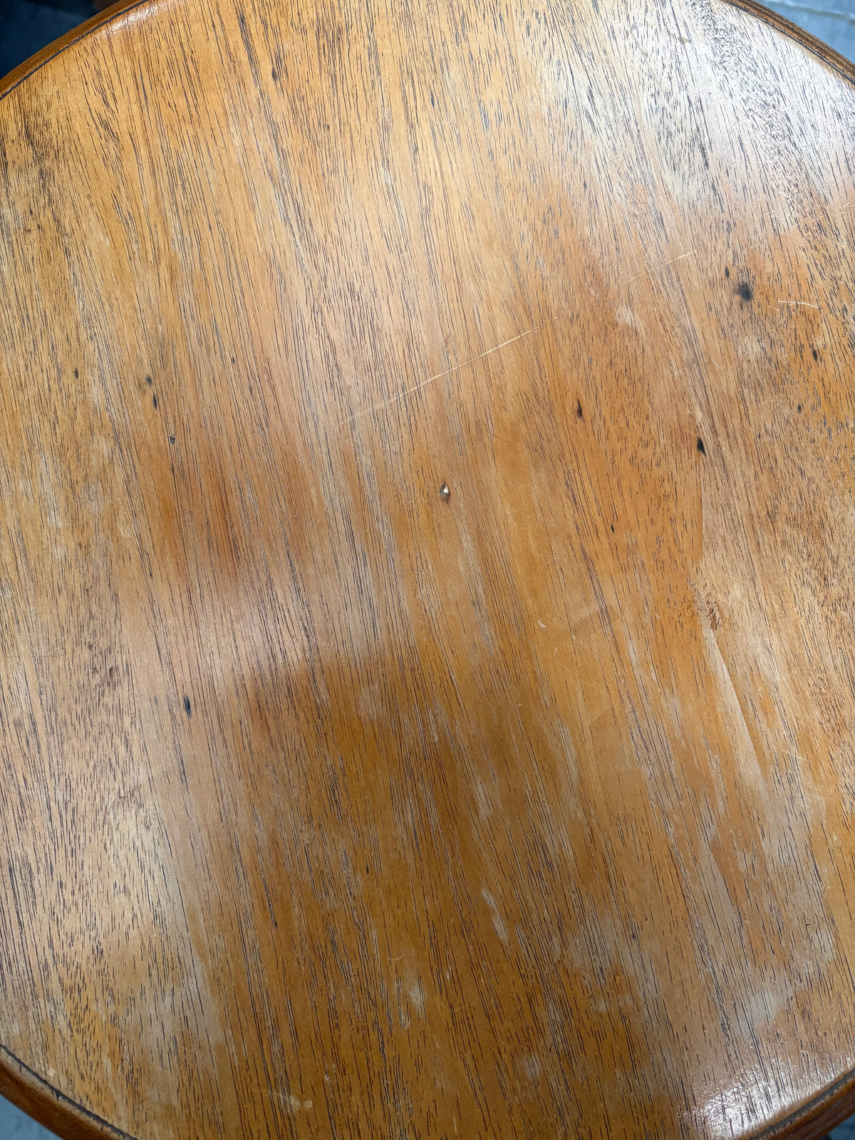 Super Georgian bobbin tilting circular occasional wine / side table ￼