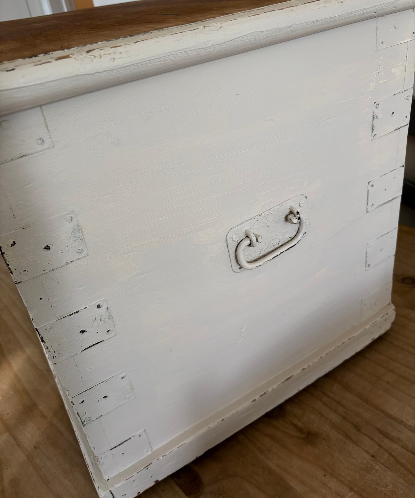 Old Victorian painted shabby pine blanket box / trunk / coffee table / storage chest