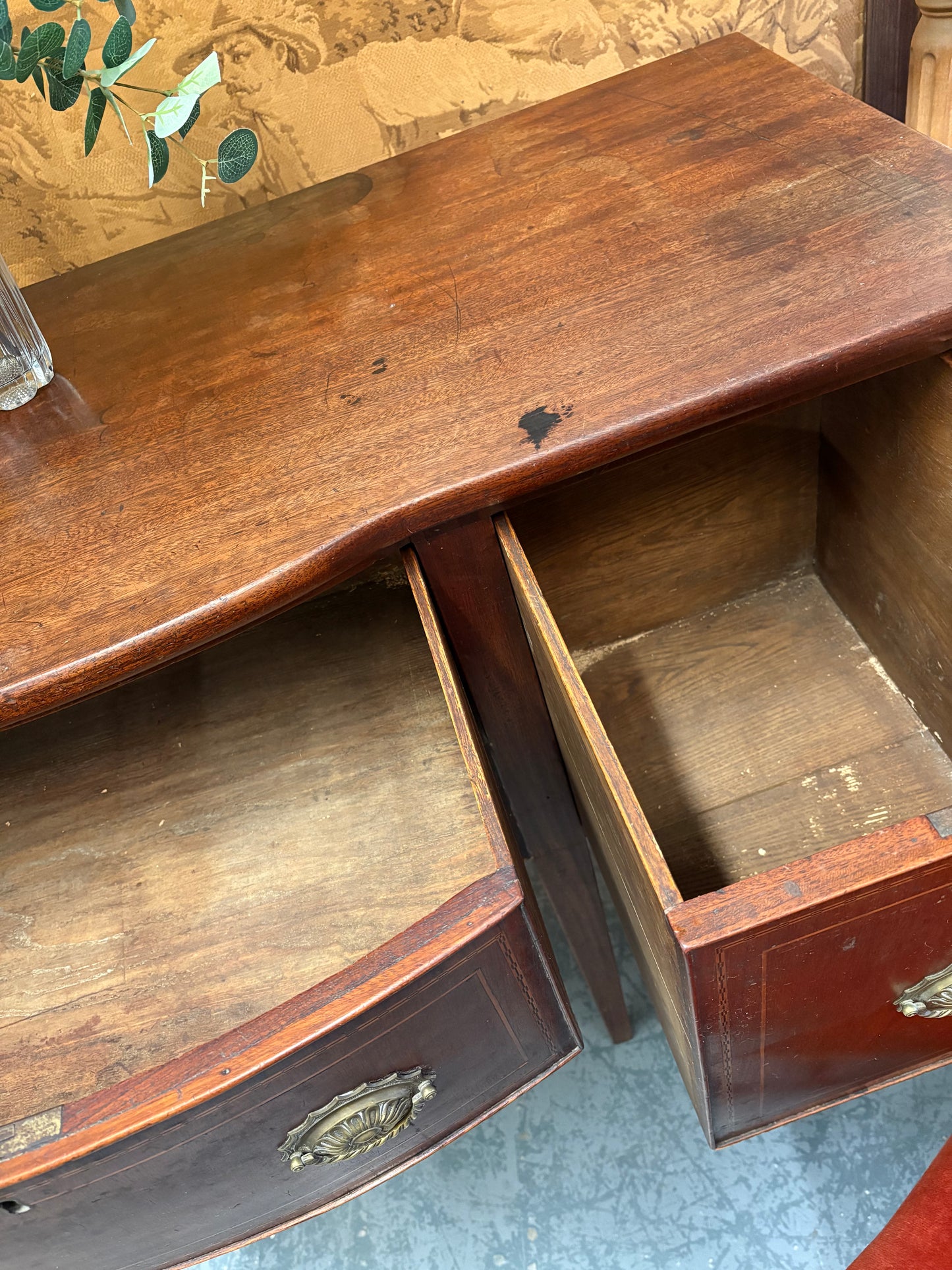 Country House Antique Georgian Mahogany sideboard Console table cupboard