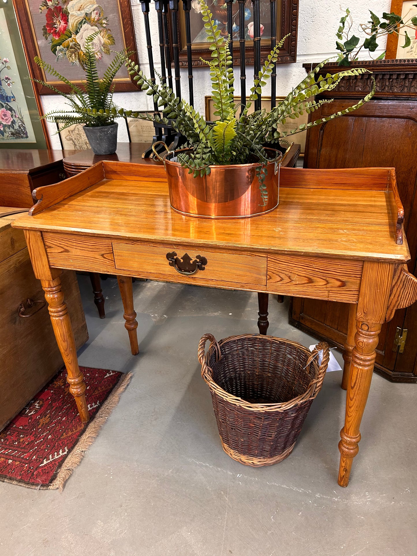 Beautiful Victorian Pitch Pine Washstand raised gallery back