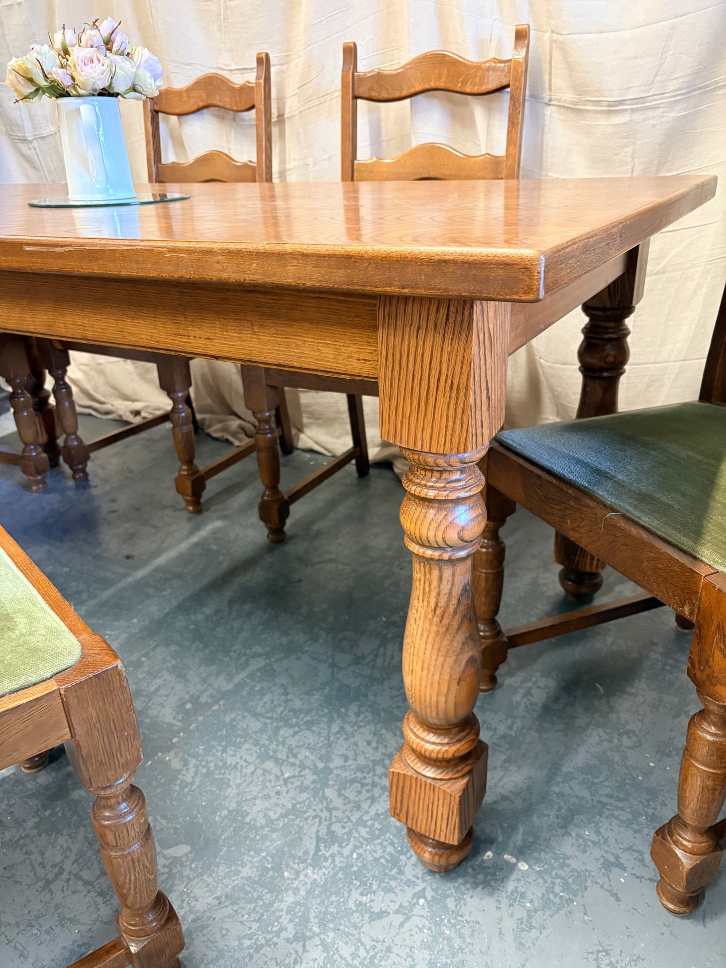 Belgium Oak Refectory Dining table with 6 Wavy Back Chairs
