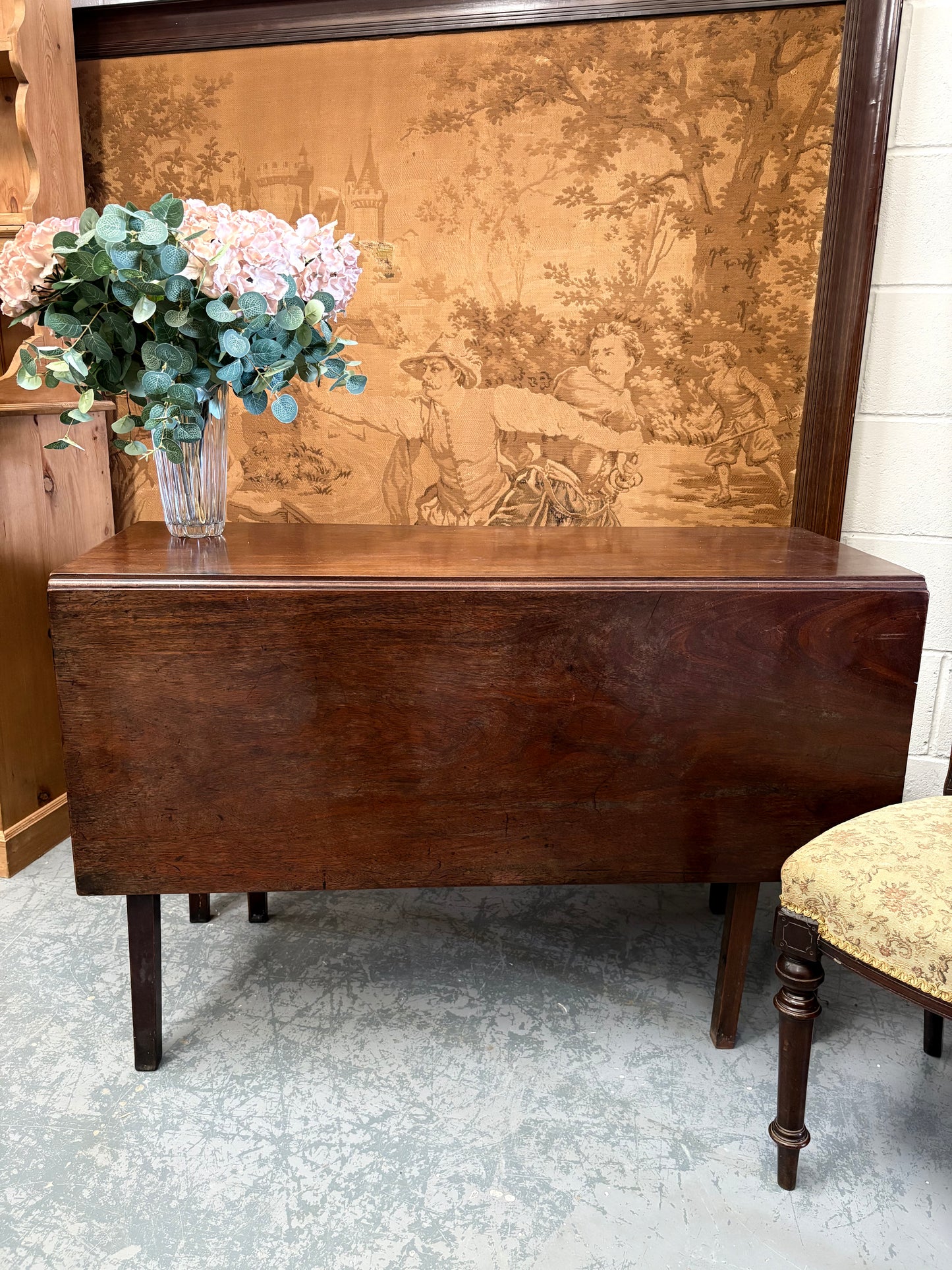 Antique Early 19th Century Mahogany Drop leaf Dining Table