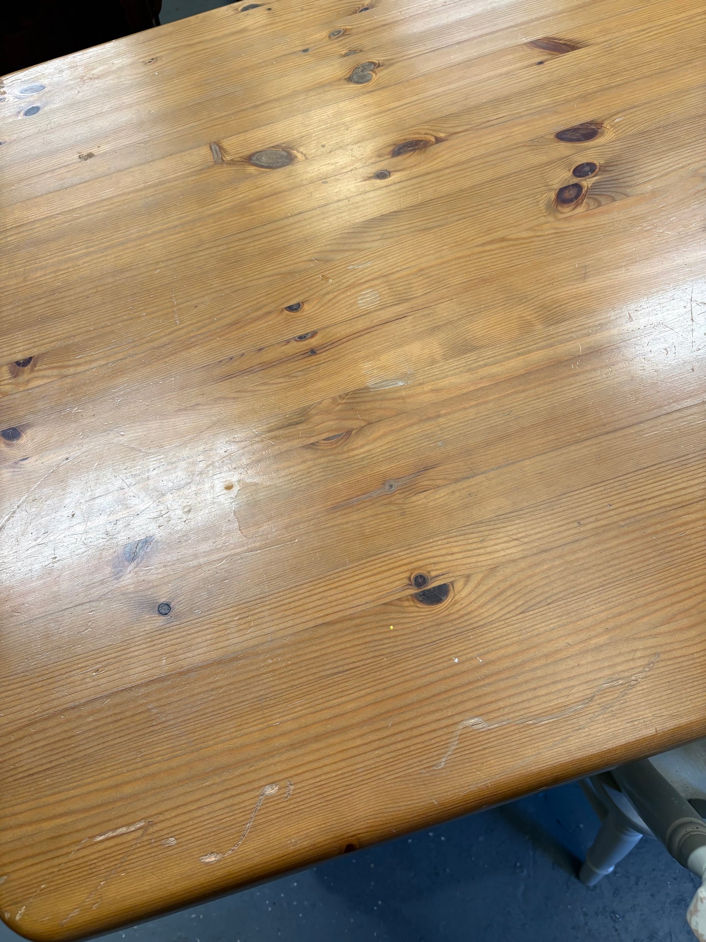 Pine Farmhouse four seater kitchen table & chairs thick wooden top chunky