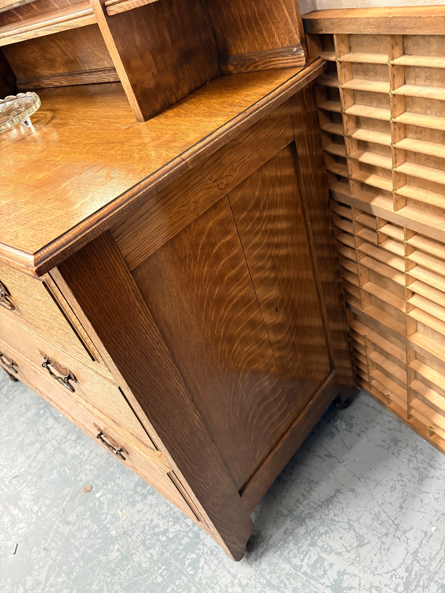 Antique Edwardian Oak Dressing Chest of Drawers with Mirror