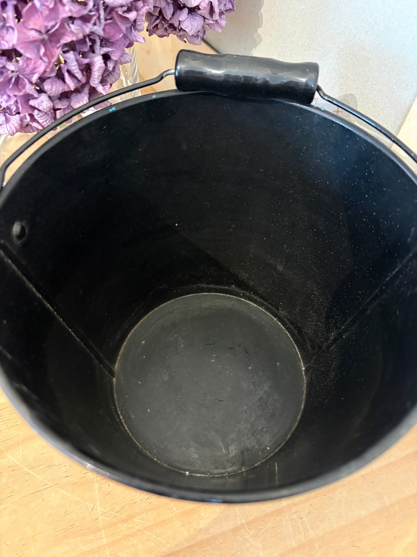 Vintage hand painted bucket design plant pot folky bargeware look