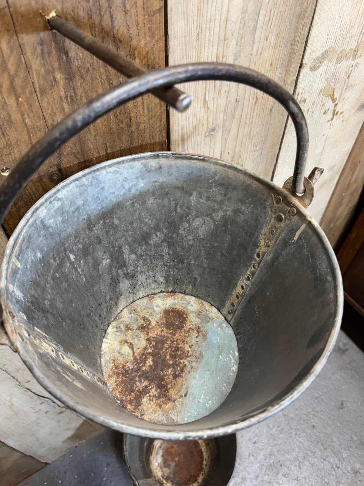Vintage Galvanised Fire Bucket Log Basket / Plant Pot / Planter Pail Kindling