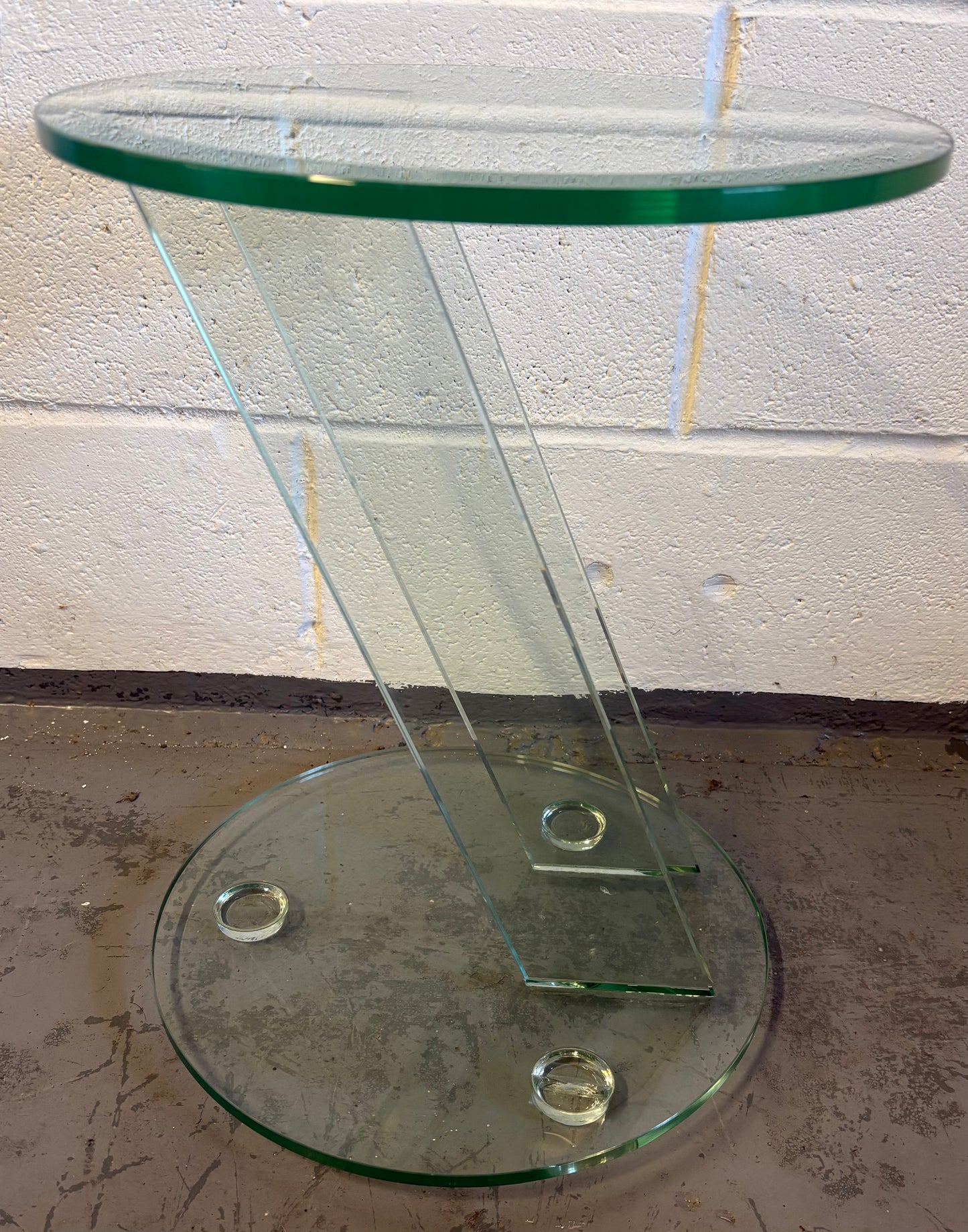 Vintage Italian 1980’s Tempered Glass Modern Side / drinks table Original Unique Furniture