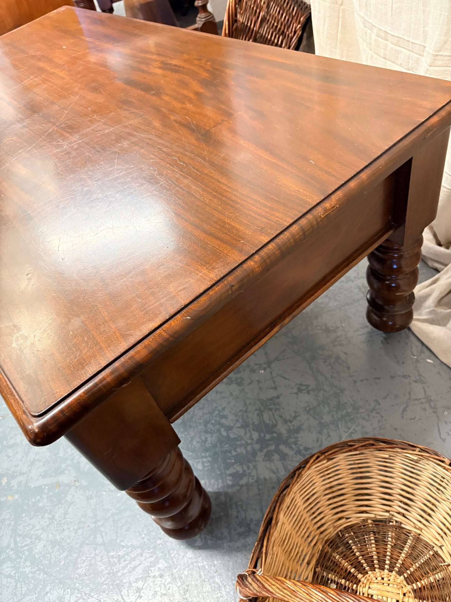 20th century Vintage mahogany coffee table with drawers