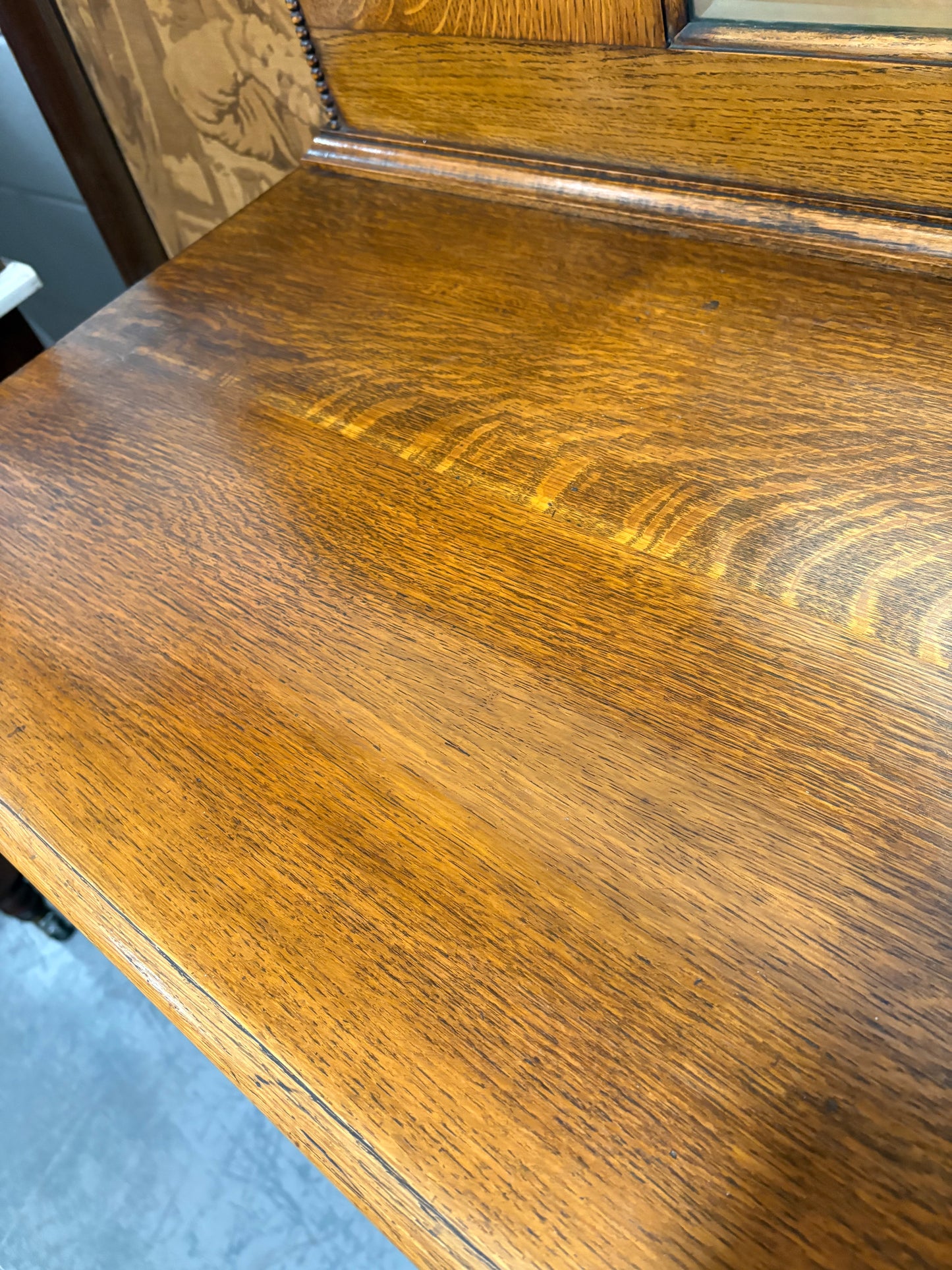 Antique Oak sideboard - Dresser Mirrored back - with Delivery