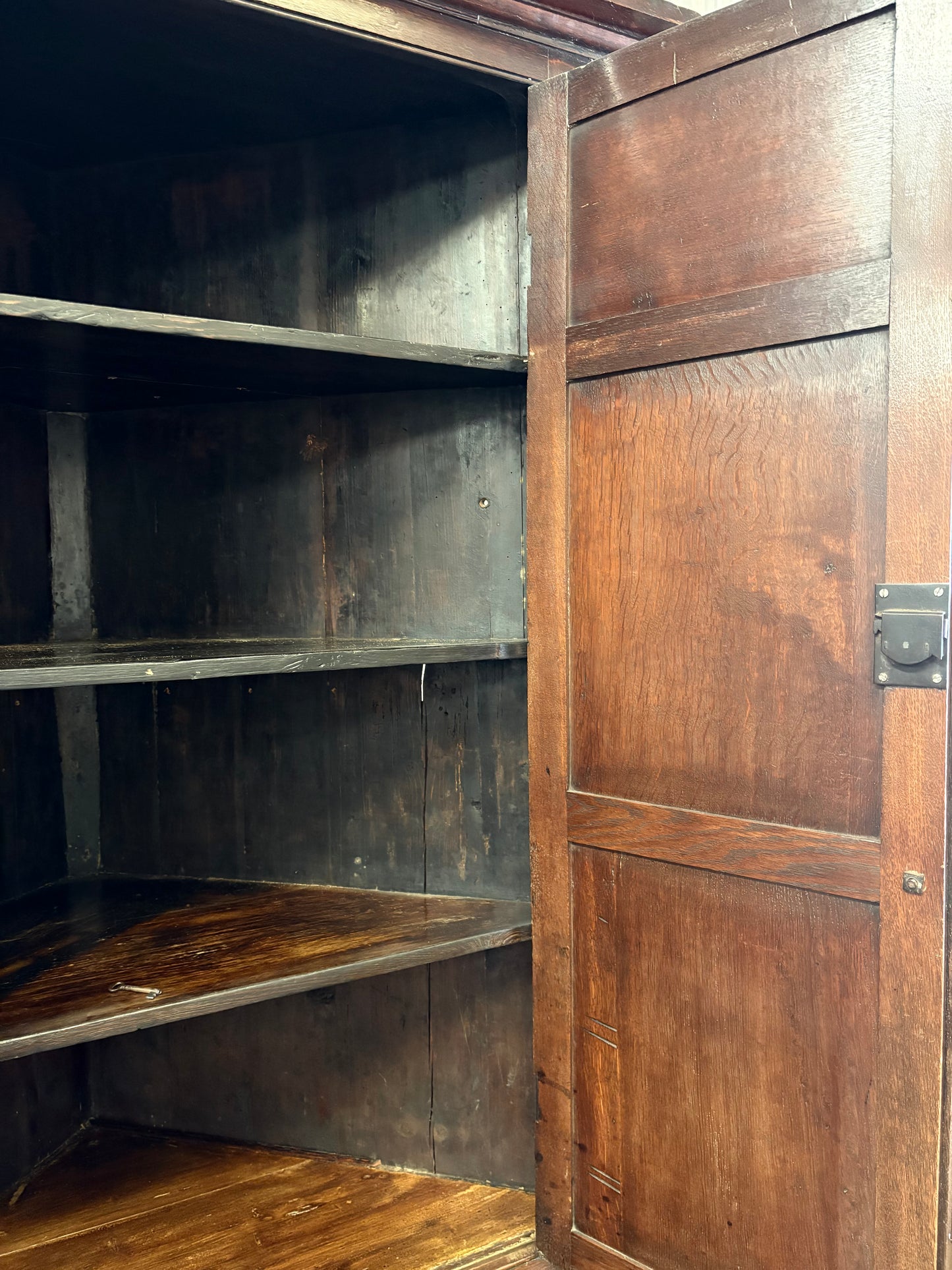 Large Antique Georgian Double Oak Corner unit with key 2.15M