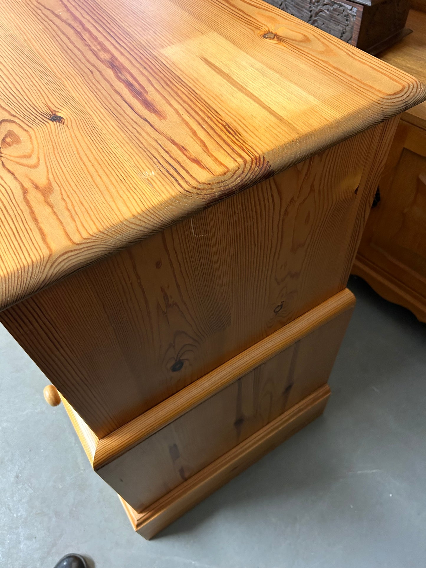 A preloved vintage good quality pine chest of drawers.