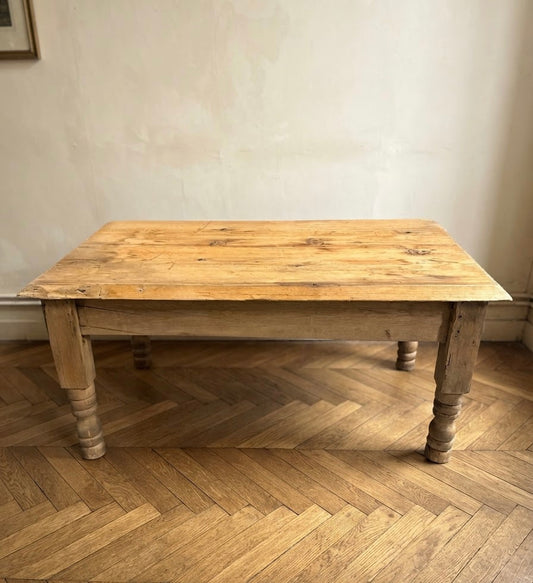 Solid pine Old Rustic Vintage Coffee Table Cottagecore Country Furniture